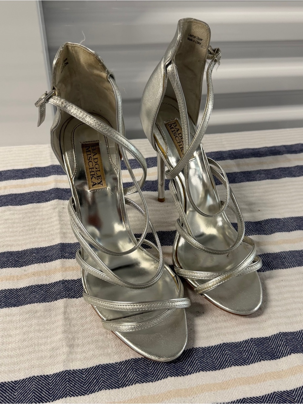 Badgley Mischka Silver Metallic Leather Strappy Stiletto Heels Evening Sandals